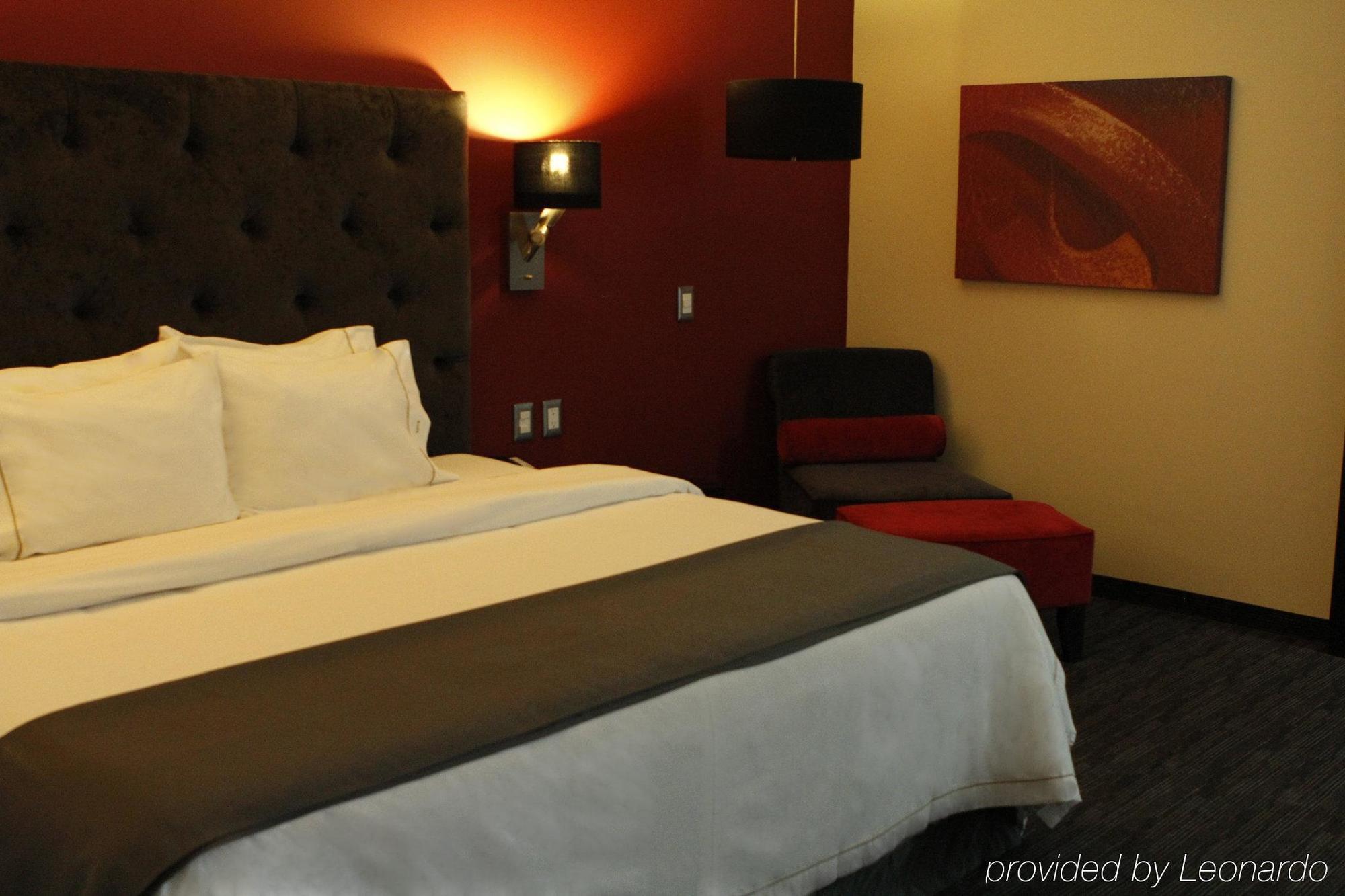 Holiday Inn Express Toluca Galerias Metepec By Ihg Habitación foto